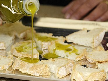 26 preparazione fettunta 26 preparazione fettunta